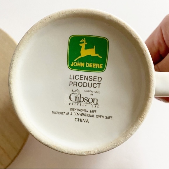 Vintage John Deere Farm Scene Mug - Picture 3 of 3